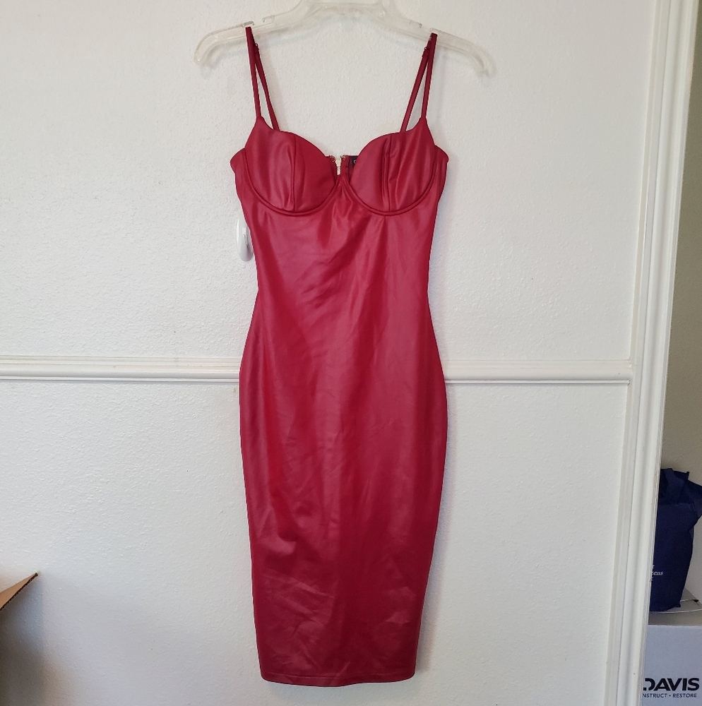 Windsor Red Faux Leather Bodycon Midi Dress Underwire Sweetheart 7514LD Small